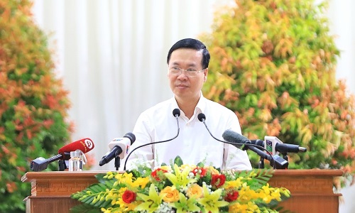Chủ tịch nước Võ Văn Thưởng dự Lễ bàn giao 1.400 căn nhà Đại đoàn kết tại Hậu Giang